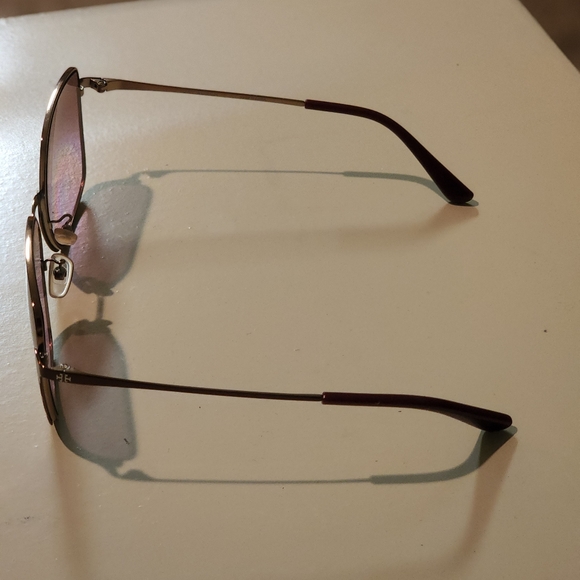 Tory Burch sunglasses - Picture 3 of 6